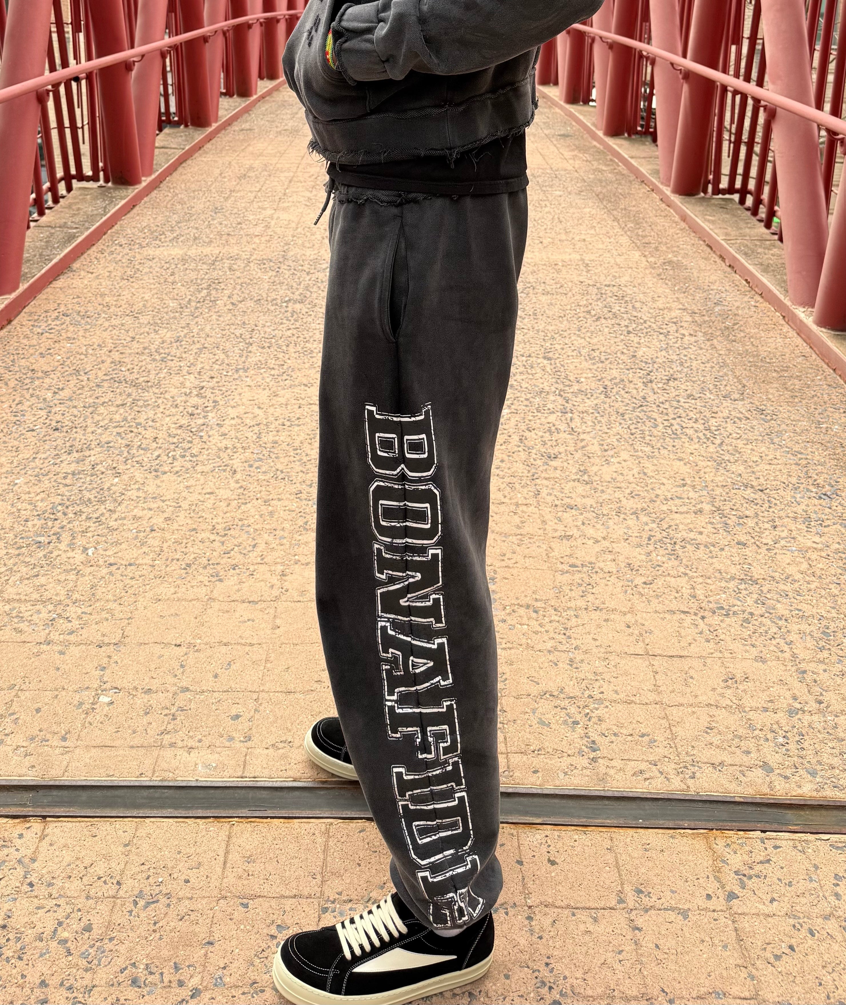 EST. 2025 SWEATPANTS